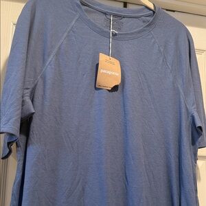 Patagonia NWT Men Capilene Cool Trail Crew Neck Tee Utility Blue Durable Medium